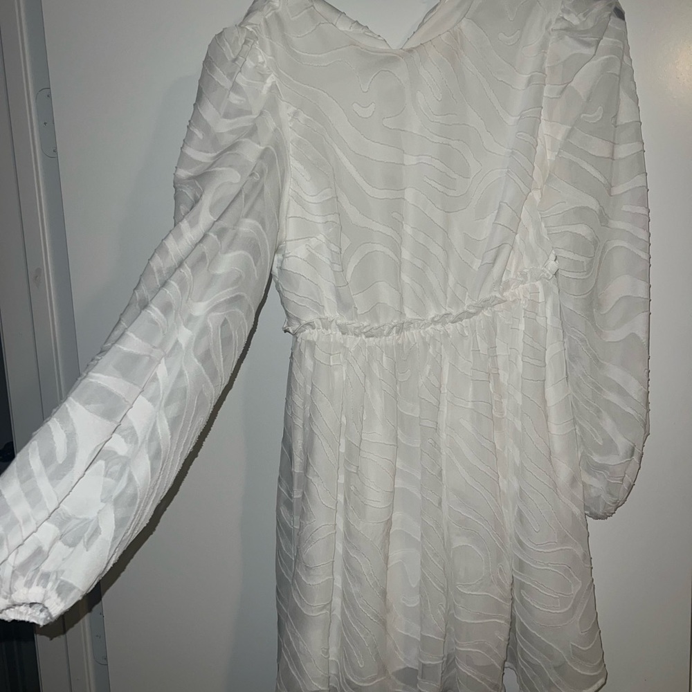 LONG SLEEVE DRESS